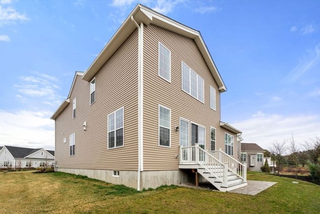 6 - 6 Glen Ellen Blvd, Condo with 3 bedrooms, 3 bathrooms and 2 parking in Millis MA | Image 27