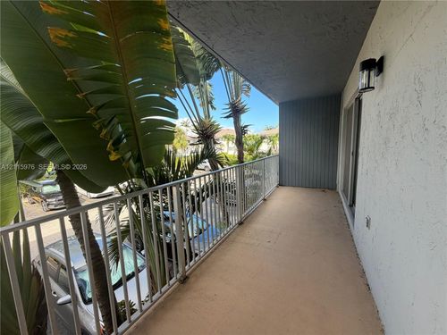 210n-7403 Sw 82nd St, Miami, FL, 33143-7351 | Card Image