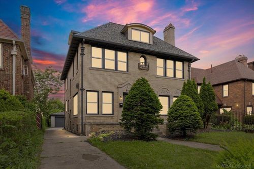 8931 La Salle Blvd, Detroit, MI, 48206-2245 | Card Image