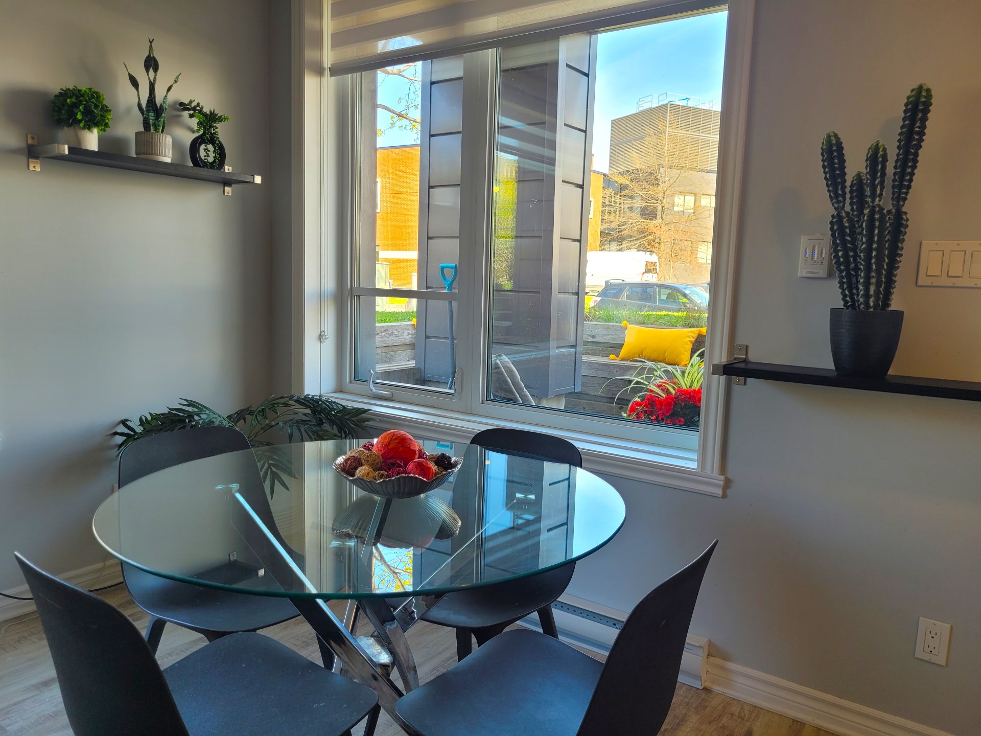 Residential in Longueuil (Saint-Hubert) 2