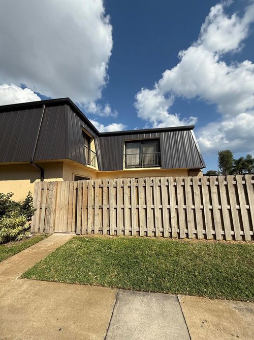 2429 Waterside Dr, Lake Worth, FL, 33461-2513 | Card Image
