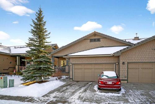 103 Bridle Estates Mews Sw, Calgary, AB, T2Y5A8 | Card Image