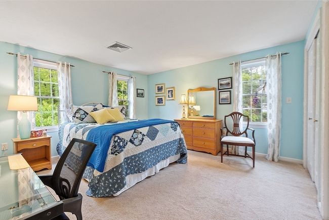 6 Wood St, House other with 4 bedrooms, 3 bathrooms and 5 parking in Upton MA | Image 33