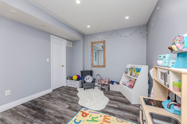 5 - 149 Isaac Devins Blvd, Condo with 2 bedrooms, 1 bathrooms and null parking in Toronto ON | Image 20