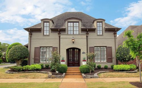 1011 Russell Farms Rd, Collierville, TN, 38017-5801 | Card Image