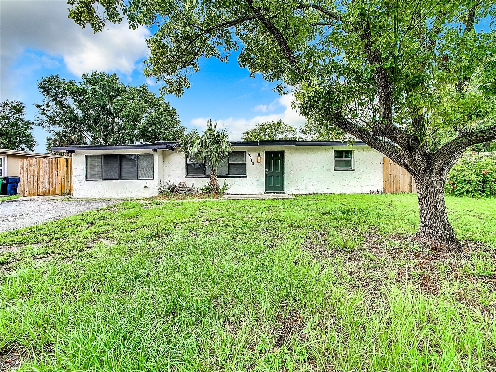 Montgomery Ter, Tampa, FL 33616
