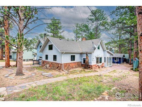 910 Shady Ln, Estes Park, CO, 80517-7557 | Card Image
