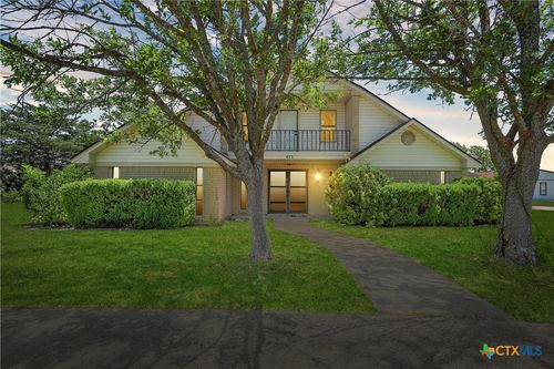 671 Hudson Ln, Eddy, TX, 76524-2546 | Card Image