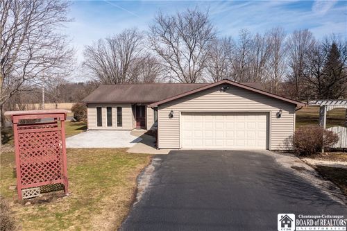 107 Frew Run St, Frewsburg, NY, 14738-9767 | Card Image