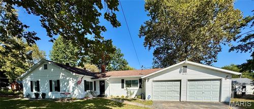 5667 Humbert Rd, Godfrey, IL, 62035-2102 | Card Image