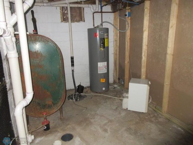 Utility Room | Image 30