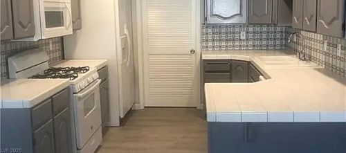 37b-700 Capri Dr, Boulder City, NV, 89005-3374 | Card Image