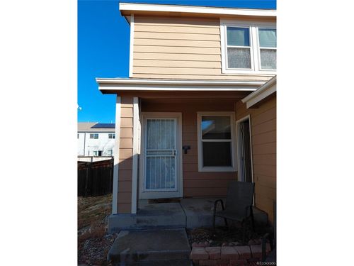 846 Mockingbird Ln, Brighton, CO, 80601-7353 | Card Image