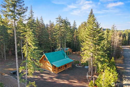 170 Evergreen Way, Easton, WA, 98925 | Card Image