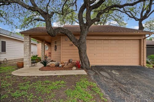 104 Overlook Cir, Wimberley, TX, 78676-3346 | Card Image