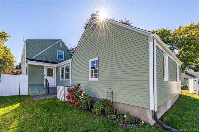 118 Longvue Dr, House other with 3 bedrooms, 2 bathrooms and 4 parking in Wethersfield CT | Image 9
