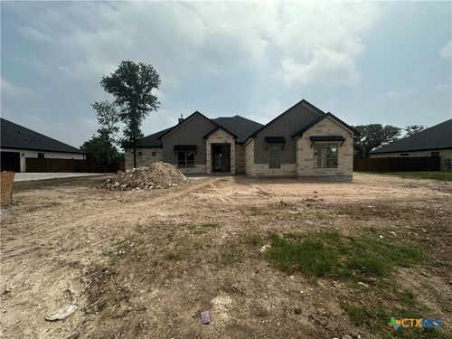 418 Dos Rios Dr, Belton, TX, 76513-8612 | Card Image