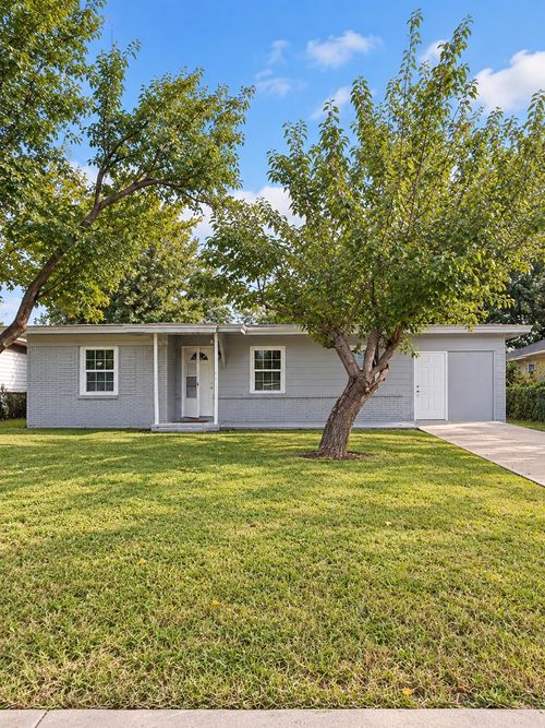 718 Susan Dr, Arlington, TX, 76010-2423 | Card Image