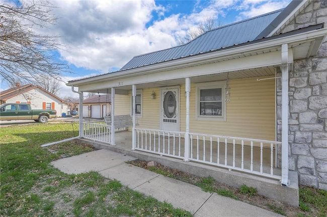 311 Floyd Rd, House other with 3 bedrooms, 2 bathrooms and null parking in Orrick MO | Image 43