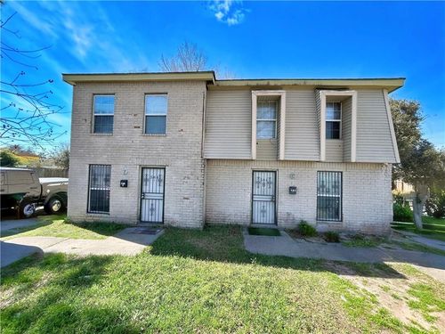 584 Holmes Boulevard, Gretna, LA, 70056 | Card Image