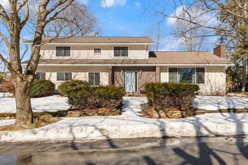 21 Olsen Rd, Peabody, MA, 01960-2818 | Card Image