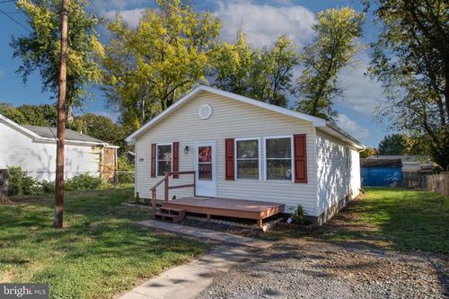 712 Morgan St, MARTINSBURG, WV, 25401-1802 | Card Image