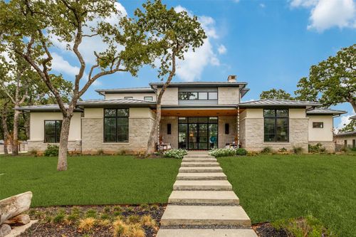 3223 Wintergreen Ter, Grapevine, TX, 76051-4242 | Card Image