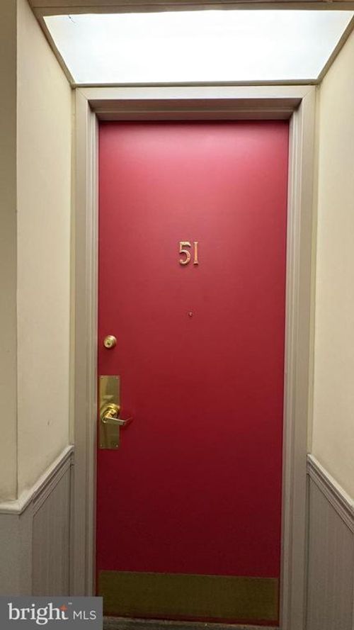 5i-1010 Race St, PHILADELPHIA, PA, 19107-2332 | Card Image