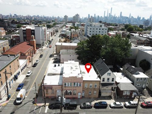 6910 Jackson St, Guttenberg, NJ, 07093-1856 | Card Image