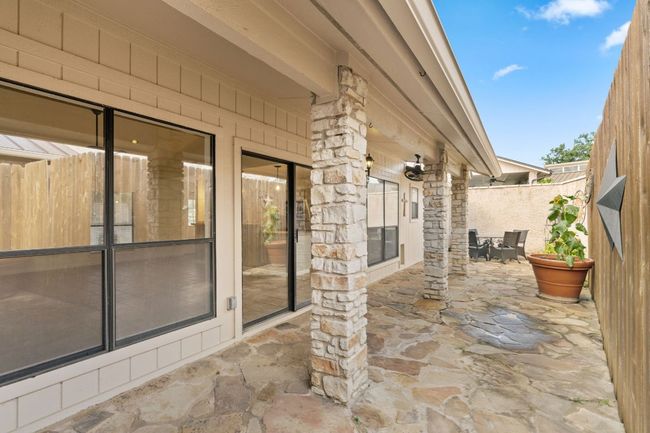 UNIT-12 - 1108 Hi Stirrup, Condo with 2 bedrooms, 2 bathrooms and 2 parking in Horseshoe Bay TX | Image 22