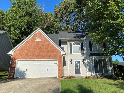 640 Suwanee Lakes Cir, Suwanee, GA, 30024-3116 | Card Image
