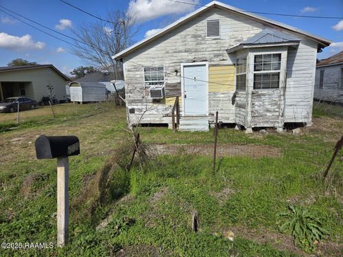 714 Governor Mouton St, Saint Martinville, LA, 70582-3002 | Card Image