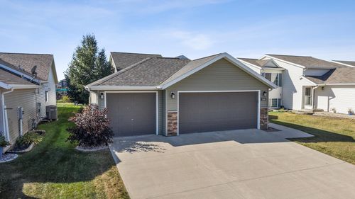 3641 34th St S, Moorhead, MN, 56560-6962 | Card Image