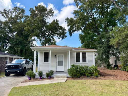 733 York Street, Mount Pleasant, SC, 29464 | Card Image
