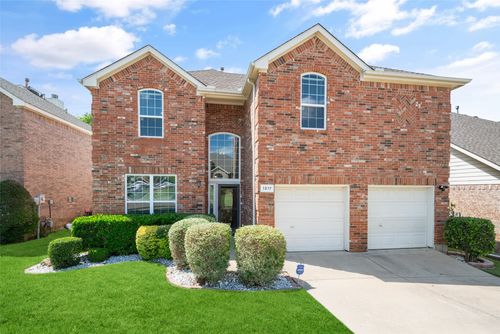 1217 Mackey St, Garland, TX, 75040-1215 | Card Image