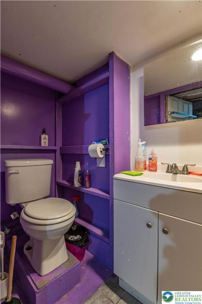 1013 Spruce St, House other with 5 bedrooms, 4 bathrooms and null parking in EASTON PA | Image 33