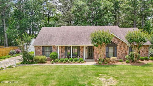 697 Country Place Dr, Pearl, MS, 39208-6617 | Card Image