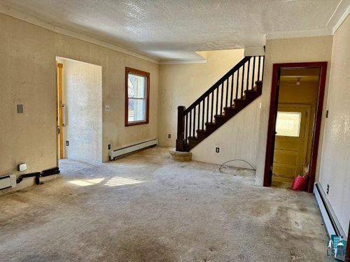 526 12th St S, Virginia, MN, 55792-2927 | Card Image