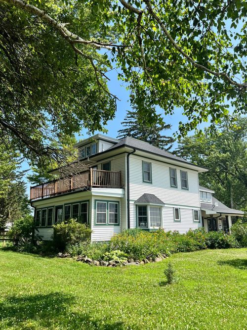 18952 County 1, Spring Valley, MN, 55975-4830 | Card Image