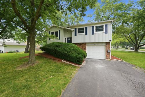 212 Kenilworth Dr, Bolingbrook, IL, 60440-2456 | Card Image