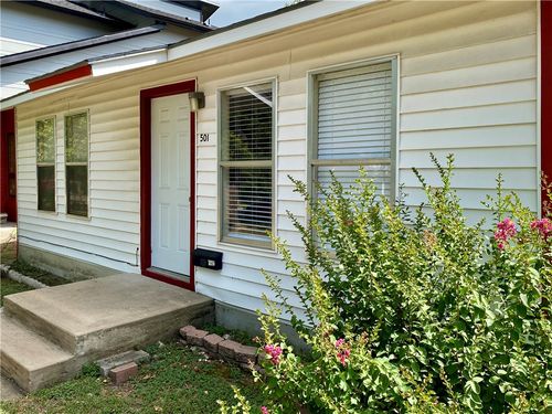 501 W 55th 1/2 St, Austin, TX, 78751-1132 | Card Image