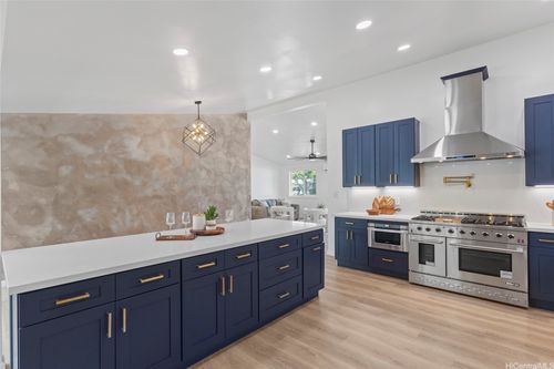 309 Halemaumau Pl, Honolulu, HI, 96821-2107 | Card Image