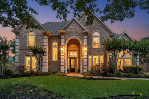 215 Bent Creek Ct, Southlake, TX, 76092-9413 | Card Image