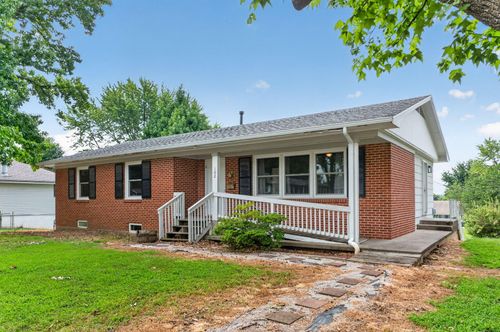 102 Hospital Rd, El Dorado Springs, MO, 64744-2018 | Card Image