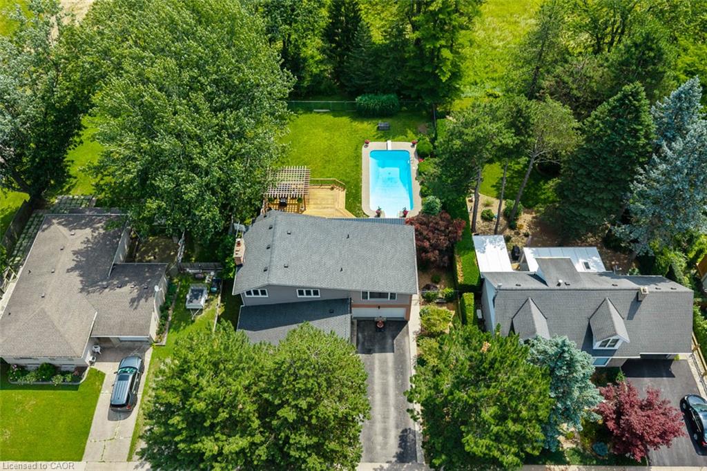Residential in Pelham 4