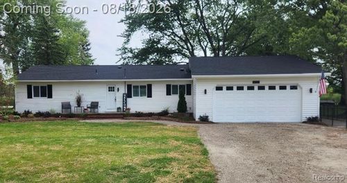 32563 Sutton Rd, Chesterfield, MI, 48047-3320 | Card Image