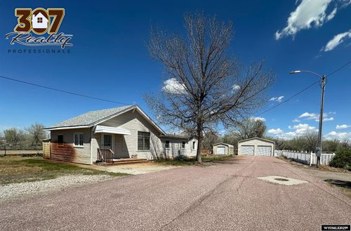 832 E 5th Ave, Torrington, WY, 82240-8835 | Card Image