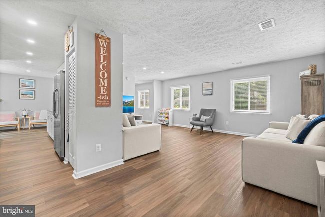 12201 Nutmeg Ln, House other with 3 bedrooms, 2 bathrooms and null parking in RESTON VA | Image 5