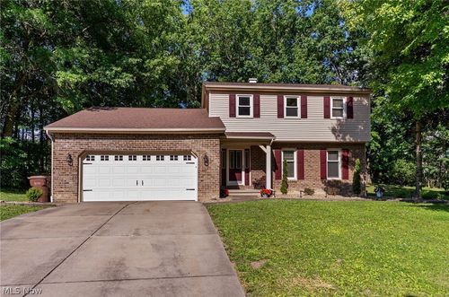 511 Stoneybrook Ln, Canfield, OH, 44406-9626 | Card Image