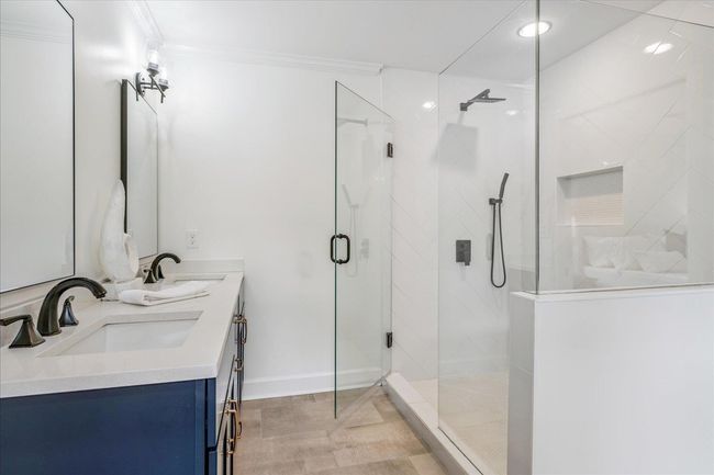 4234 Poplar Ave, House other with 5 bedrooms, 5 bathrooms and null parking in Memphis TN | Image 25